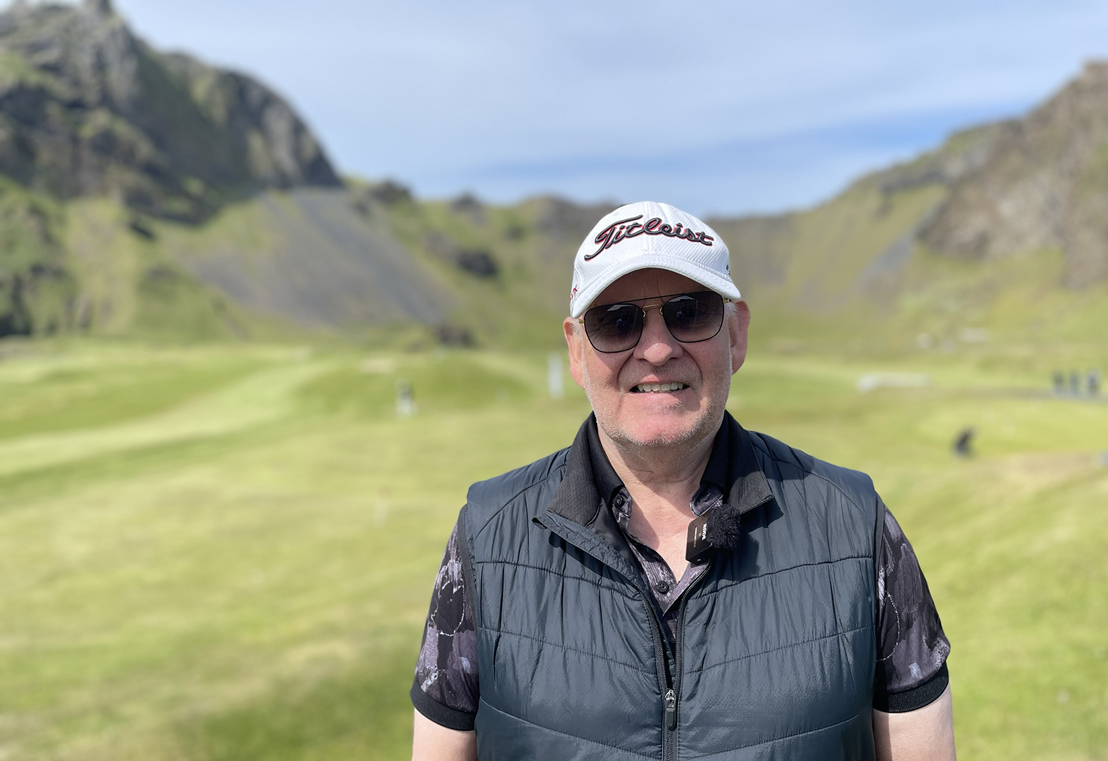 Eyjólfur Kristjáns mætir alltaf á Volcano og tekur Nínu alltaf á lokahófinu