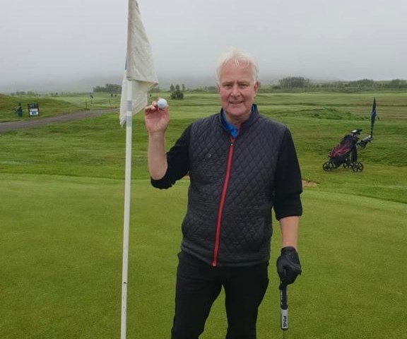 Dellukarl sem byrjaði seint í golfi