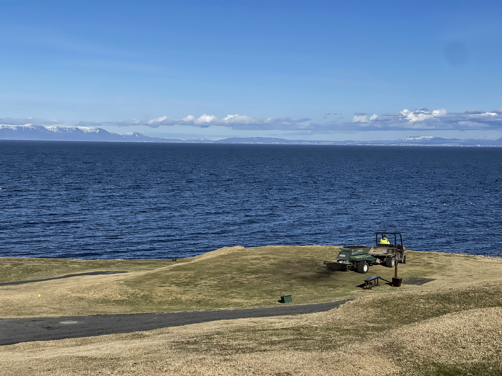 Golfvellir á Suðurnesjum á sumarflatir 