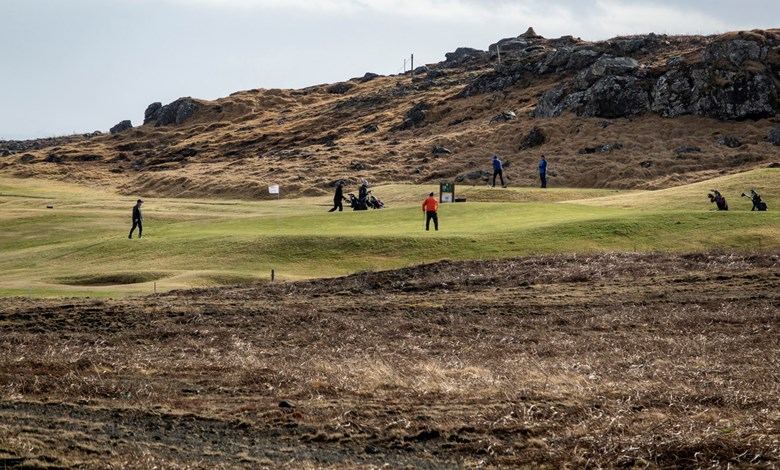 Golfklúbbur Grindavíkur gerður heiðursfélagi Golfklúbbs Suðurnesja árið 2024