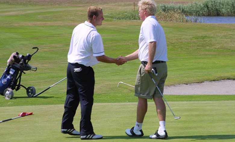 Donald Ryder fyrirliði með tap gegn Erni Ævari á ferilskránni