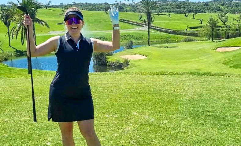 Flott högg með 5-trénu skilaði boltanum í holu hjá Jónínu í Portúgal