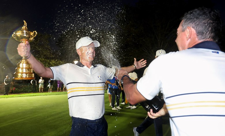 Kampavínið flaut og flaug hjá Evrópumönnum