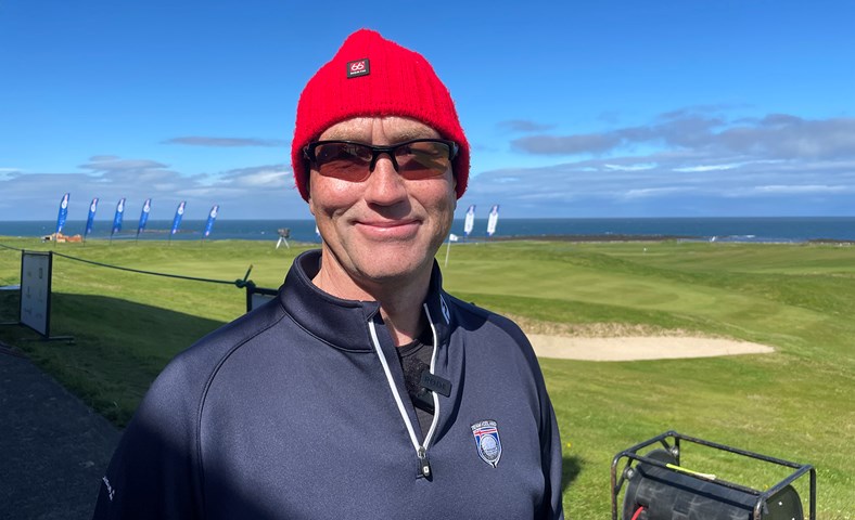 Golf á sumarin, skíði á veturna